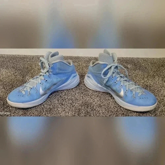 NIKE Hyperdunk University Blue Basketball Sneakers (653483-405)Men's Size 7 US - Picture 3 of 12